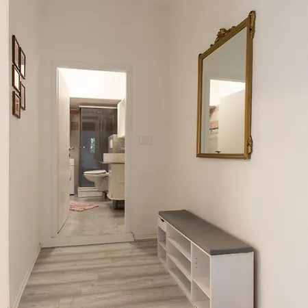 2 Bedroom Awesome In *